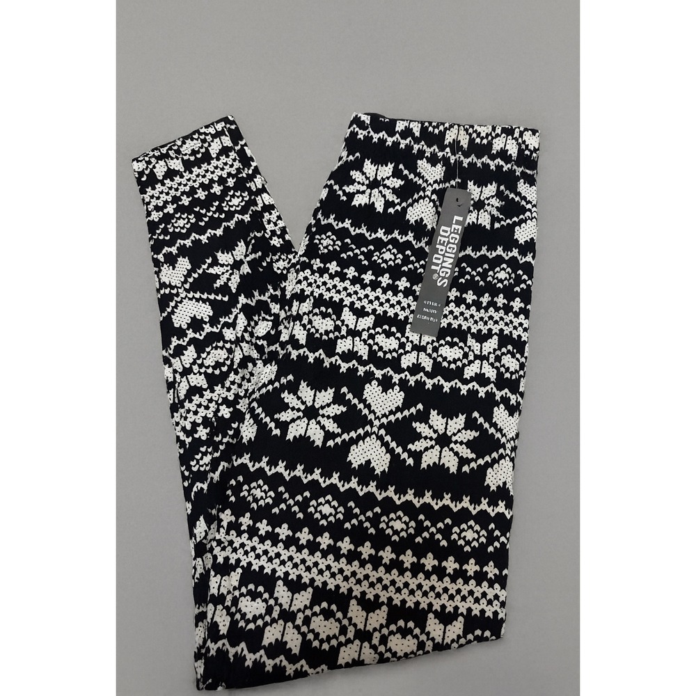 Leggings Depot Extra Plus Black White Snowflake Fair Isle Print Leggings S632W